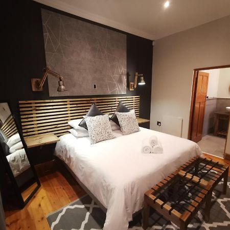 Guest Suites On Connor Bloemfontein Exterior photo